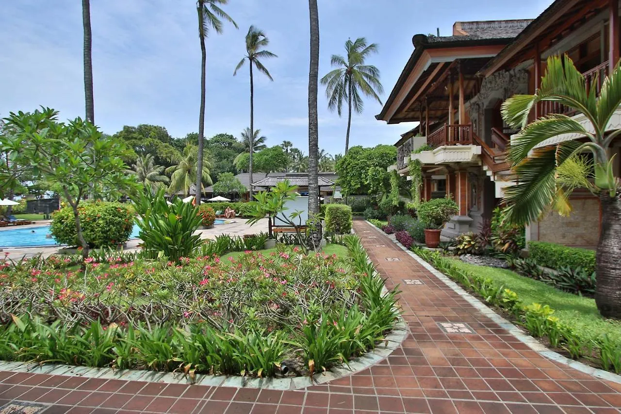 The Jayakarta Bali Beach Resort Legian 4*,